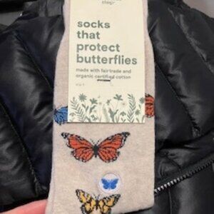 Conscious Step "Socks that Protect Butterflies" Size Women's Small (5-9)- NWT
